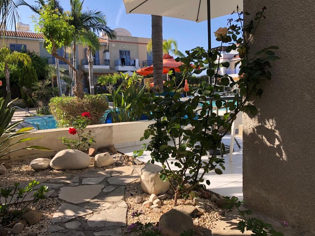 Town House, Ilios Ii, Kato Paphos 빌라 외부 사진